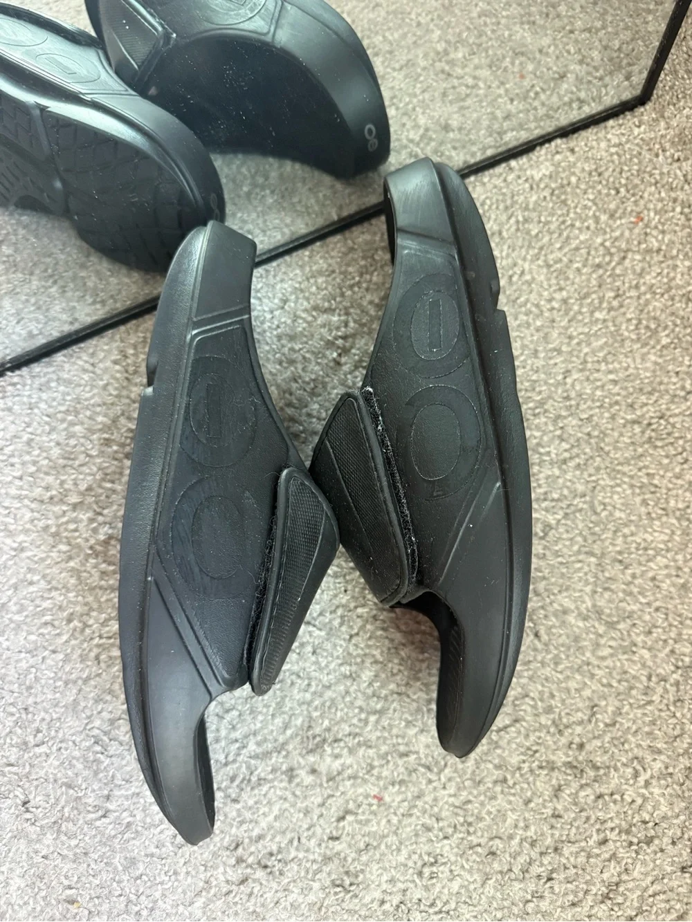 OOFOS OOahh Sport Flex Black Adjustable Recovery Sandal mens 11 women’s 13